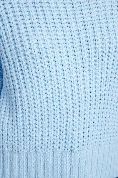 Trendyol Collection Pulover crop pentru tricotaje albastre - Textura moale si detalii tricotate groase TWOAW25KZ00061
