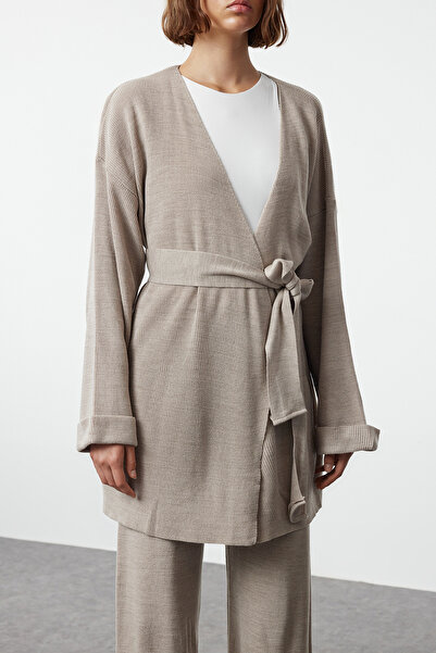 Trendyol Collection Bézs kötöttáru Midi öltöny - alsó és felső szett TWOAW25AU00027