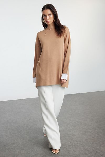 Trendyol Modest Hellbrauner Strickpullover - Hemddetail, TCTAW25AK00041