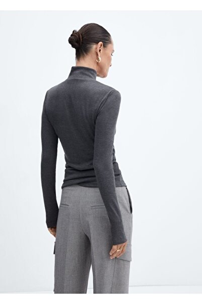 MANGO Woman Throat T-shirt