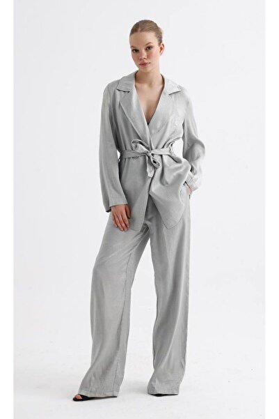 MOCCHI Kuşaklı Ceket Crop Pantolon Saten 3'lü Takım