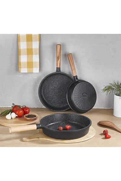 FALEZ 3-Piece Cast Pan Set