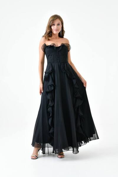 BK BOUTİQUE Düğme ve Fırfır Detaylı Straplez Abiye