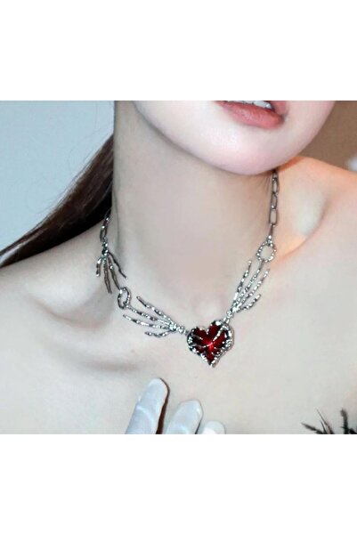 Uczgiy Pençe Kalp Detaylı Gotik Kolye