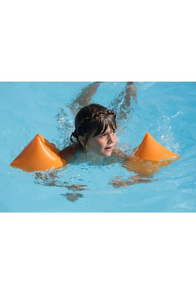 Rehau Nabaiji Children's Sleeve - Highlighter Orange, 11-30 Kg, Small Size