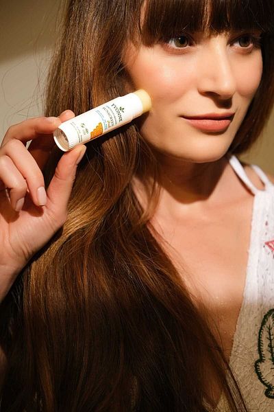 YVONNE Vegan Sunscreen Stcik 15 ml 50 Spf Pa Uva / Uvb