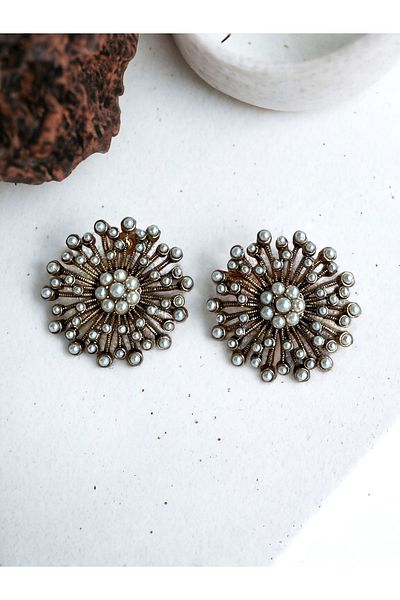 FAYRA ACCESSORIES أقراط مرصعة بالألماس