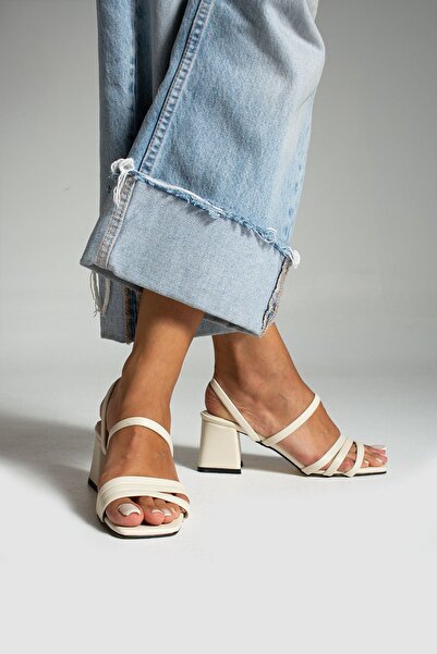 BirEylül Shoes Μπεζ μπροστινό λουράκι με χοντρό τακούνι