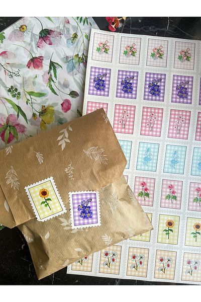 Hayal.kirtasiyesi Stamp Sticker Flower Series 5x4 Cm 35 Pieces Opaque Sticker, Cargo Sticker, Gift Package Decoration