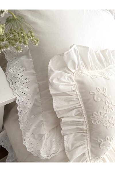 Lamart HOME Vintage Işlemeli Fırfırlı Yatak Örtüsü