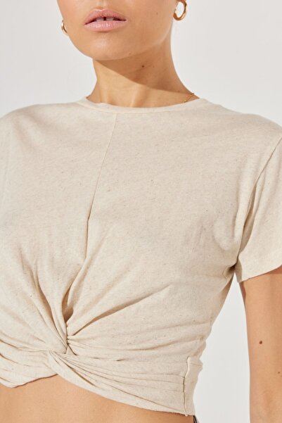 Lee Ecru Women's Crop T-shirt - Crew Neck