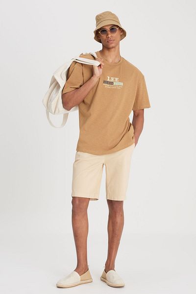 Lee Regular Fit Regular Cut Crew Neck 100% Cotton Brown T-Shirt