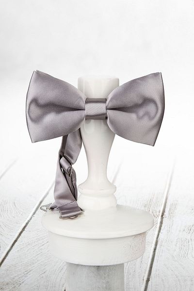 La Pescara Gray Satin Bow Tie SP11