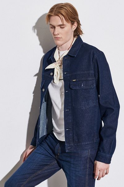 WRANGLER Trucker Regular Fit Regular Cut Indigo Flexible Jeansjacke
