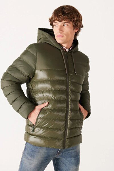 WRANGLER Khaki Quilted Puffer Jacket - Regular Fit, Hooded