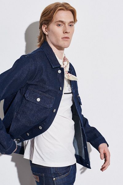WRANGLER Trucker Regular Fit Regular Cut Indigo Flexible Jeansjacke