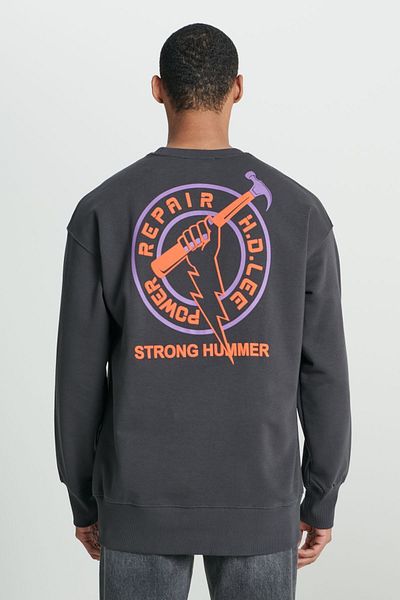 Lee Anthrazitfarbenes Herren-Sweatshirt – bequeme Passform, Rundhalsausschnitt, Rücken bedruckt, lockere Passform