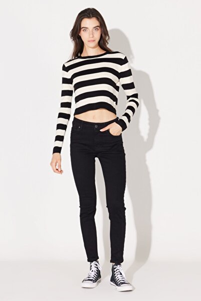 Lee Slim Fit Slim Fit Crew Neck Black and White Striped Crop Knitwear Sweater