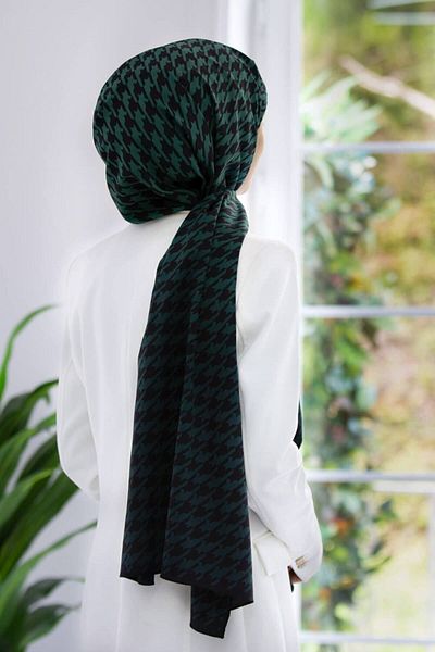 Vissona Şal de damă Petrol Green Medina - 70x200 Mătase