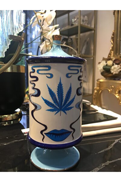 dekorbia Mavi Beyaz Yaprak Detaylı Kapaklı Vazo