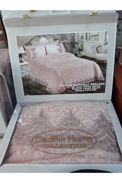 Gedikli Home Collection French Lace Blanket Set