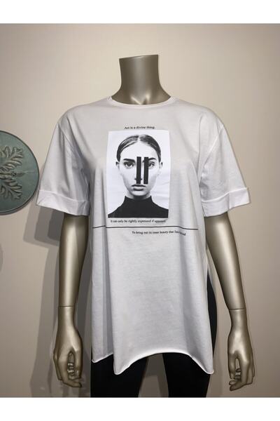 Yanları Yırtmaç Detay Beyaz T-shirt