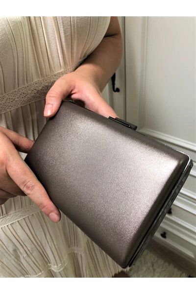 womenacs Γυναικεία τσάντα Clutch Portfolio Platinum