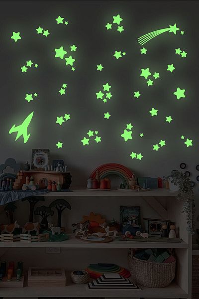 Dekor Loft Mini Spaceship and 56 Stars Shining at Night