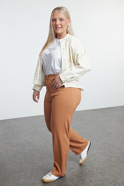 Trendyol Curve بنطال منسوج بني بتفاصيل خياطة مستقيمة - TBBSS24AR00048