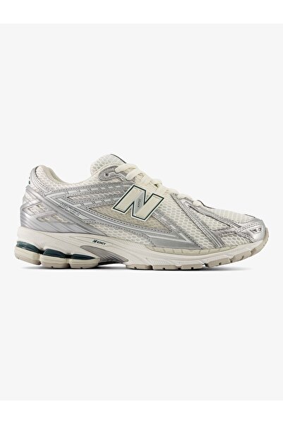 New Balance M1906 Modell ezüst metál színű táska