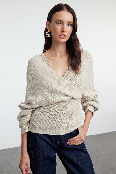 Trendyol Collection Pulover din tricotaj la două piept din dantelă - Stone TWOAW22KZ0522