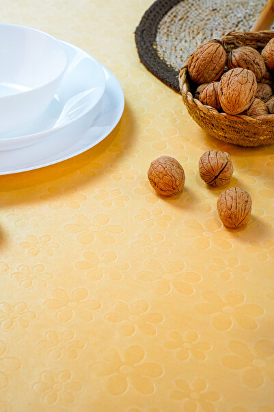 homease Etuval Nostalji Serisi Gofre Baskı Küçük Çiçek Desenli Dertsiz Masa Örtüsü