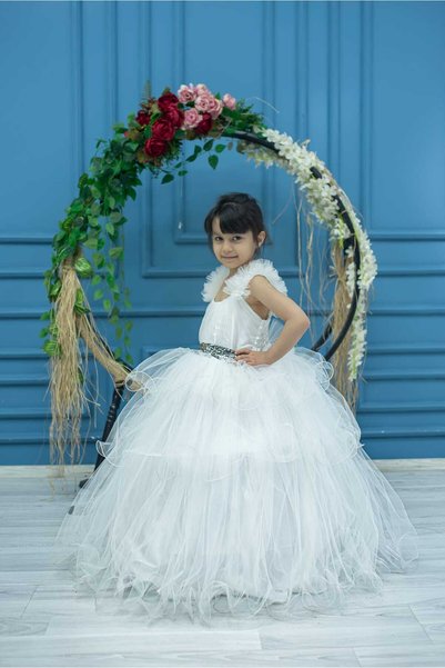 Generic Brand Girl's Pleated Dress with Silver Belt Detail and Ruffled Shoulders