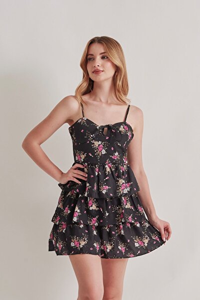 Rabia Çelik Kadın Siyah Kat Etekli Çiçek Desenli Mini Elbise