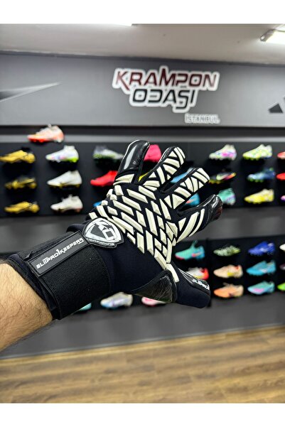 KO Elit Prokepeers - ملابس مريحة