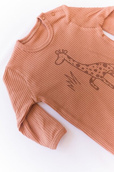 LAVORE Unisex Brown Baby Jumpsuit with Ribbed Giraffe Pattern