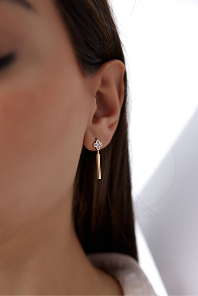 ADOR ALTIN SALLANTILI SEDEFLİ YONCA KÜPE