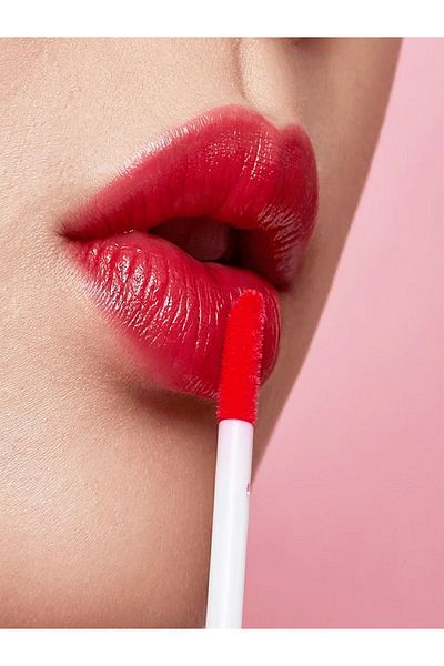 benefit cosmetics Liquid Lip and Cheek Tint / Cosmetologist