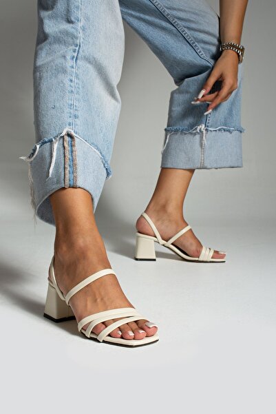 BirEylül Shoes Bej Önü Bantlı Kalın Topuklu Ayakkabı