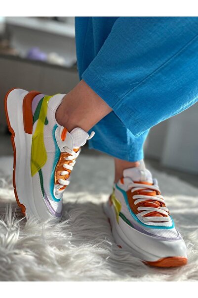 Hermones حذاء رياضي نسائي من Amanda ذو نعل عالٍ ورباط