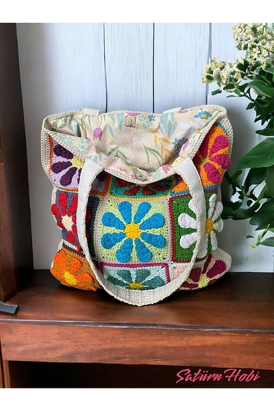 Satürn Hobi Knitted Flower Motif Tote Bag