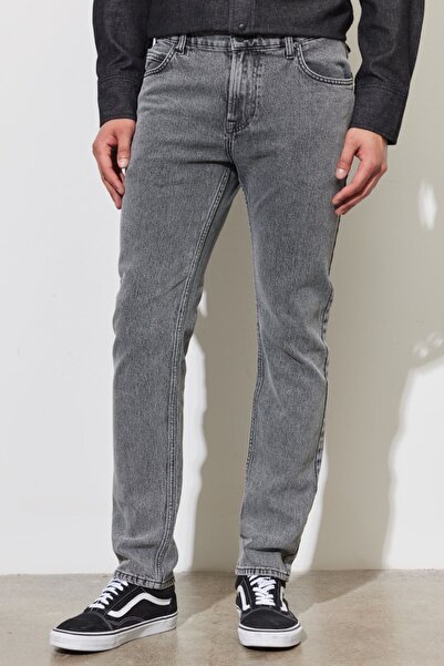 Lee Rider Slim Fit Dar Kesim Normal Bel Esnek Jean Kot Pantolon