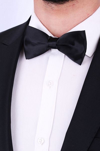 La Pescara Black Satin Bow Tie SP03