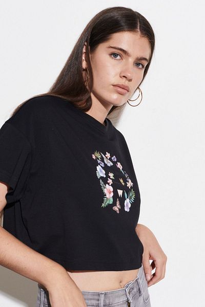 WRANGLER Bequem geschnittenes schwarzes T-Shirt mit Rundhalsausschnitt aus 100 % Baumwolle