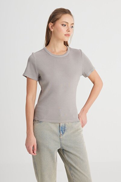 WRANGLER Slim Fit Slim Fit Crew Neck Gray T-Shirt