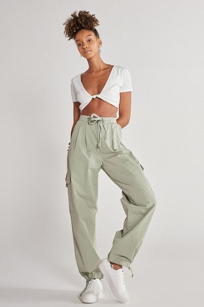 WRANGLER Regular Fit, normaler Schnitt, 100 % Baumwolle, mintgrüne Jogginghose