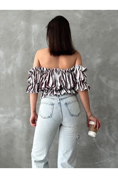 oshebu Καφέ – Μπλούζα Madonna με λεπτομέρεια από λάστιχο