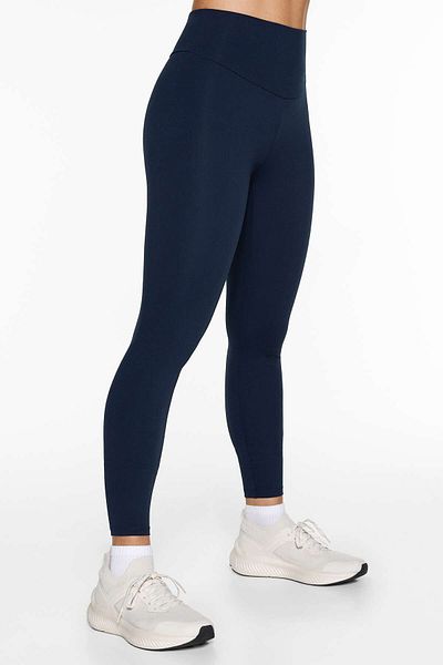 Oysho Comfortlux high rise bilek hizasında tayt