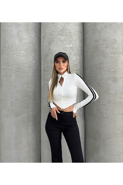 İLKCET MODA Ottoman Fabric - Crop με ριγέ μανίκι και λεπτομέρεια με φερμουάρ