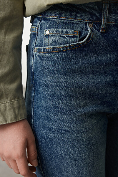 Trendyol Collection Slim Blue Mom Jeans s vysokým pasem - Twoaw25Je00164